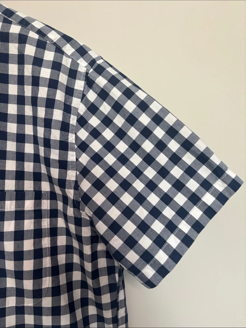 J. Crew Men’s Navy and White Gingham Short-Sleeve Button-Down Shirt M Medium